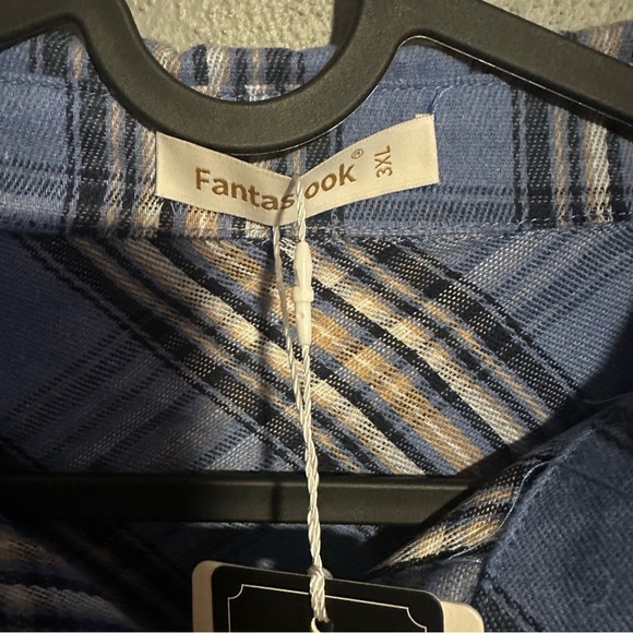 Casual Blue Plaid Button-Down Shirt - Picture 6 of 9